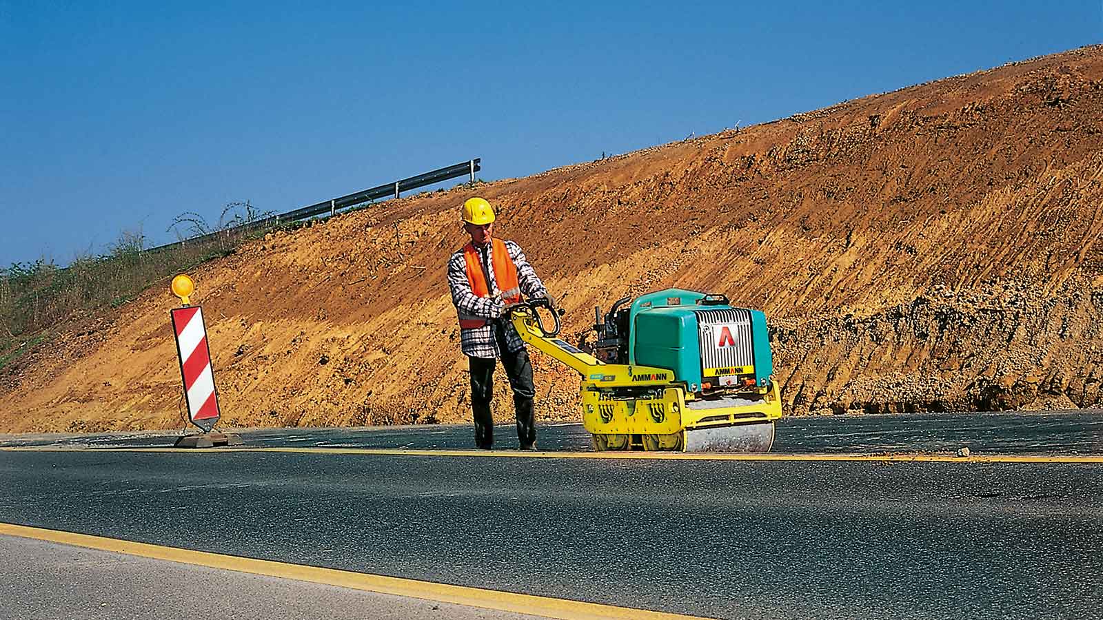 walk-behind-roller-arw_65_autob_klein ARW 65 Walk-Behind Roller