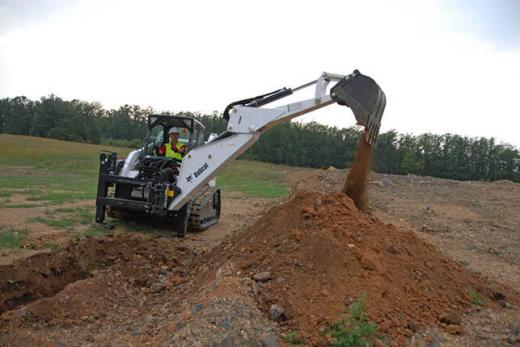Bobcat_Attachments_-_Backhoe_4 Backhoe