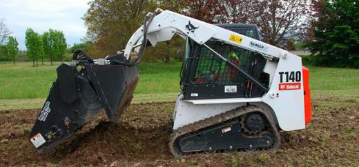 Bobcat_Attachments_-_Landscape_Rake_6 Bobcat_Attachments_-_Landscape_Rake_1