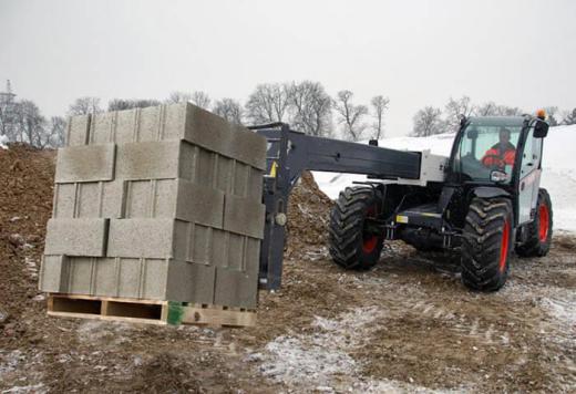 Bobcat_Attachments_-_Pallet_Fork_7 Pallet Fork