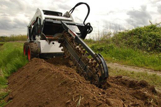 Bobcat_Attachments_-_Trencher_7 Trencher