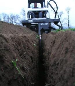 Bobcat_Attachments_-_Trencher_1