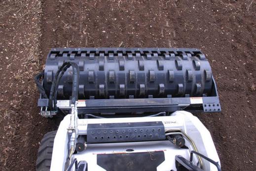 Bobcat_Attachments_-_Vibratory_Roller_5 Vibratory Roller