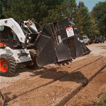 Bobcat_Attachments_-_Wheel_Saw_7