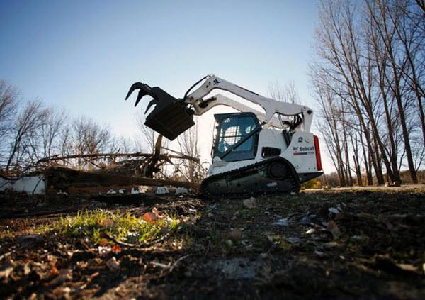Bobcat_Compact_Track_Loaders_-_T770_4 T770 Compact Tracked Loaders