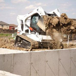 T870 Compact Tracked Loader