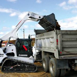 T870 Compact Tracked Loader