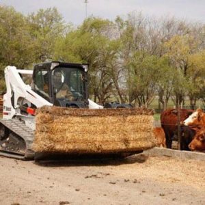 T870 Compact Tracked Loader