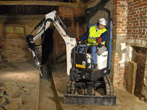 Bobcat_Mini_Excavators_-_E10_11 Bobcat_Mini_Excavators_-_E10_3