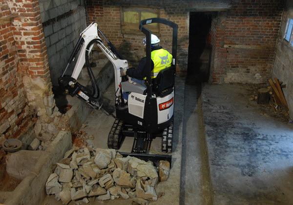 Bobcat_Mini_Excavators_-_E10_9 Bobcat_Mini_Excavators_-_E10_1