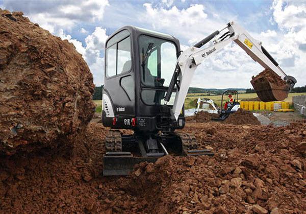 Bobcat_Mini_Excavators_-_E16_7 E16 Compact Excavator