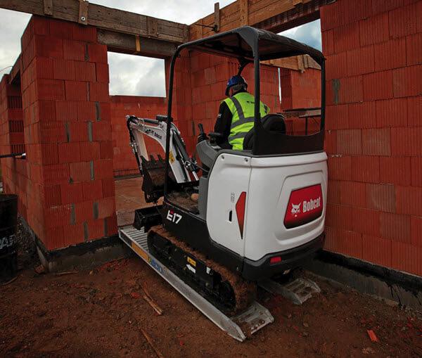 Bobcat_Mini_Excavators_-_E17_2