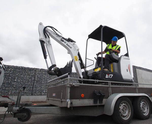 Bobcat_Mini_Excavators_-_E17_3 Bobcat_Mini_Excavators_-_E17_1