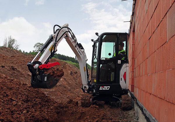 Bobcat_Mini_Excavators_-_E20_3 Bobcat_Mini_Excavators_-_E20_1