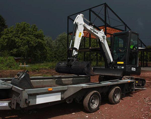 Bobcat_Mini_Excavators_-_E25_5 Bobcat_Mini_Excavators_-_E25_1