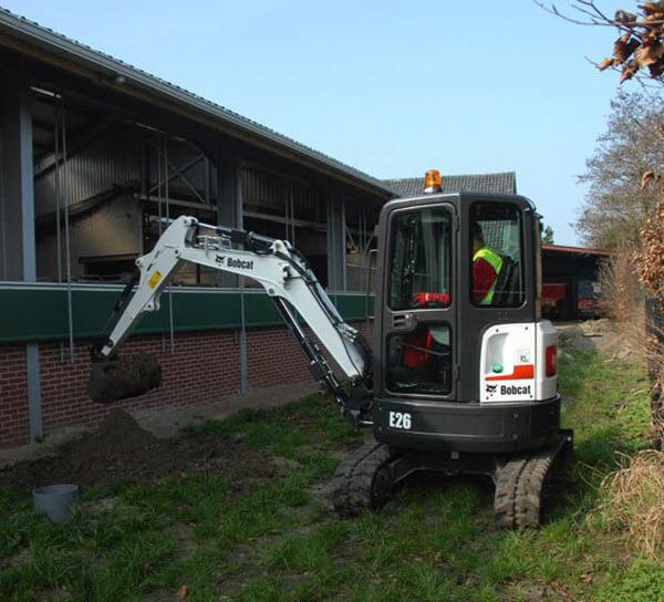 Bobcat_Mini_Excavators_-_E26_6 E26 Compact Excavator