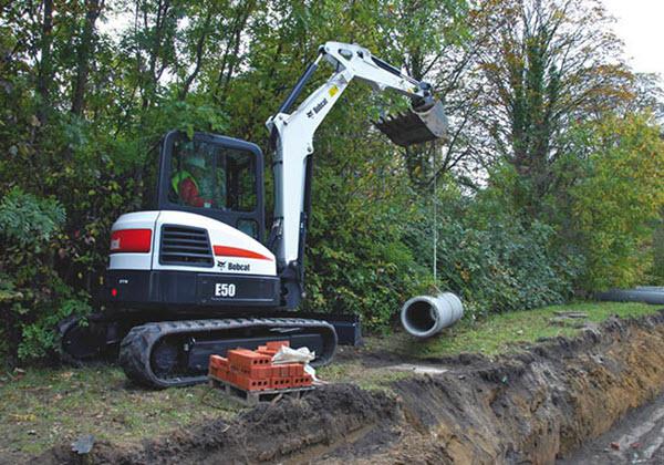 Bobcat_Mini_Excavators_-_E50_4 E50 Compact Excavator
