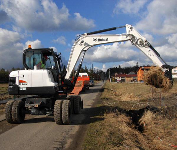 Bobcat_Mini_Excavators_-_E55W_6 E55W Compact Excavator