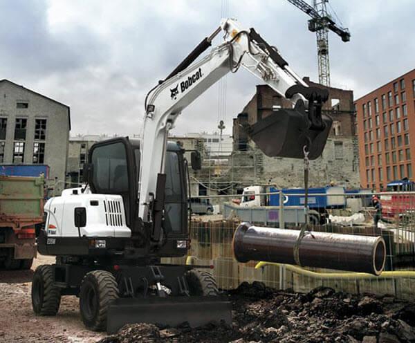 Bobcat_Mini_Excavators_-_E55_4