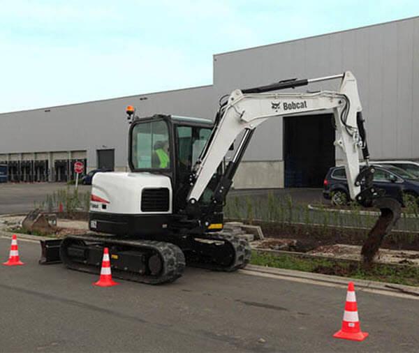 Bobcat_Mini_Excavators_-_E62_11 E62 Compact Excavator