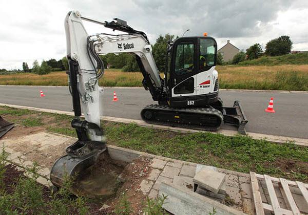 Bobcat_Mini_Excavators_-_E62_2 E62 Compact Excavator