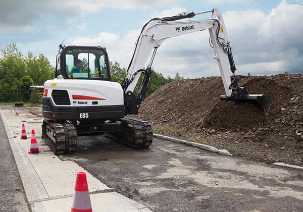 Bobcat_Mini_Excavators_-_E85_3_6 E85 Compact Excavator