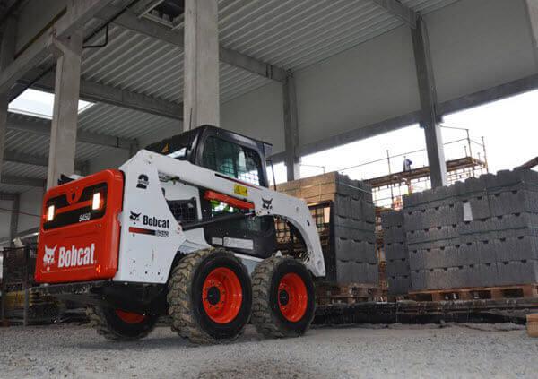 Bobcat_S450_Product_1 S450 Skid-Steer Loader