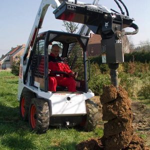 Bobcat_Skid-Steer_Loaders_-_S100_6