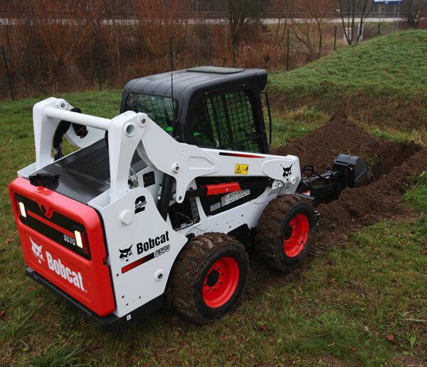 Bobcat_Skid-Steer_Loaders_-_S570_8 S770 Skid-Steer Loader