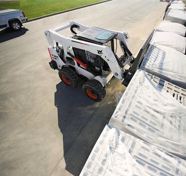 Bobcat_Skid-Steer_Loaders_-_S650_3 S650 Skid-Steer Loader