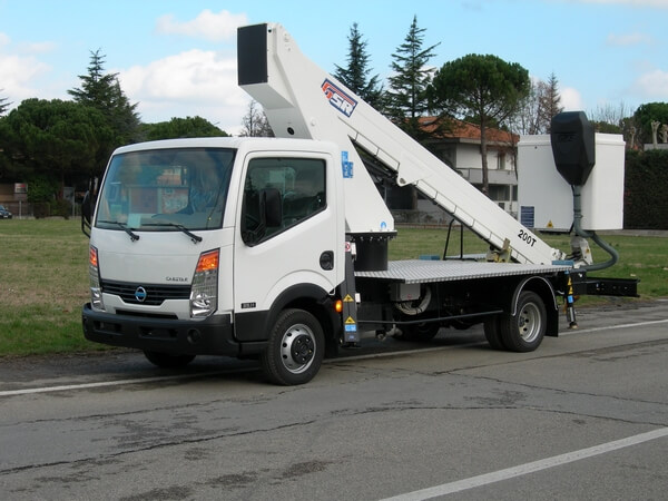 E200T_-_Aerial_Flatforms_3 E200T_-_Aerial_Flatforms_3