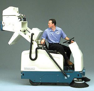 6200 Compact Rider Sweeper