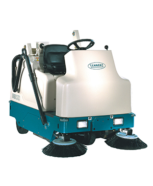 Image of Tennant Scrubber Sweeper 8300 product 6200 Compact Rider Sweeper