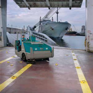 800 Industrial Ride-on Sweeper