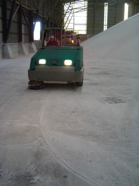 800 Industrial Ride-on Sweeper 800 Industrial Ride-on Sweeper