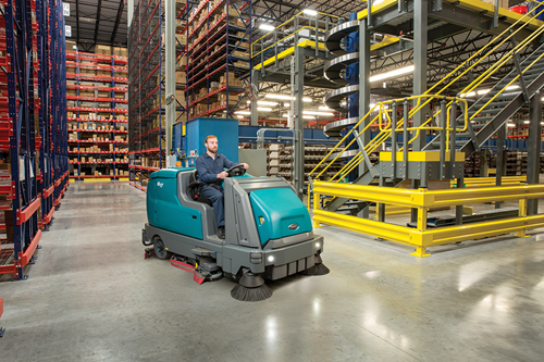 m17_logistics8 M17 Battery-Powered Rider Sweeper-Scrubber