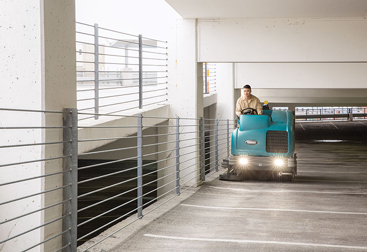 M20 Parking Ramp M20 Integrated Rider Sweeper-Scrubber