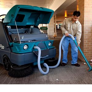 S20 Compact Mid-sized Rider Sweeper