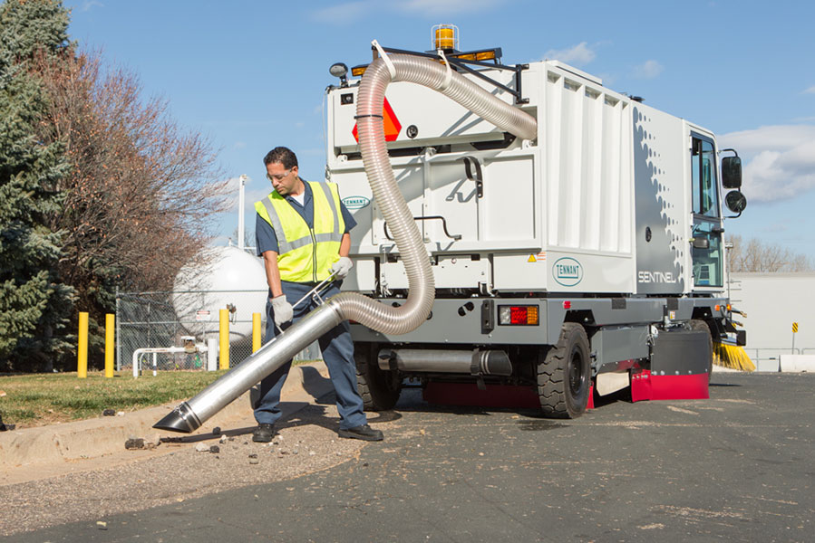 Sentinel® High-Performance Rider Sweeper Sentinel® High-Performance Rider Sweeper