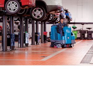 T16 Battery-Powered Ride-on Scrubber-Dryer