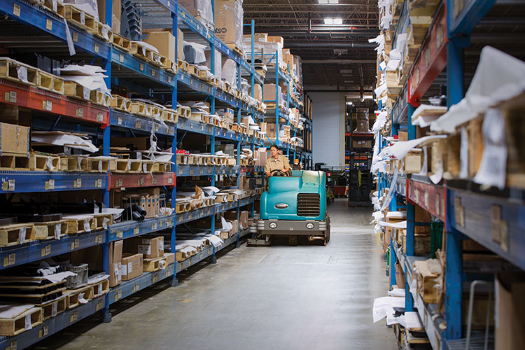 T20 Manufacturing T20 Industrial Ride-on Floor Scrubber-Dryer