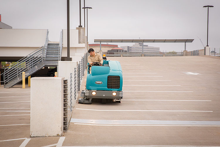 T20 Industrial Ride-on Floor Scrubber-Dryer T20 Industrial Ride-on Floor Scrubber-Dryer