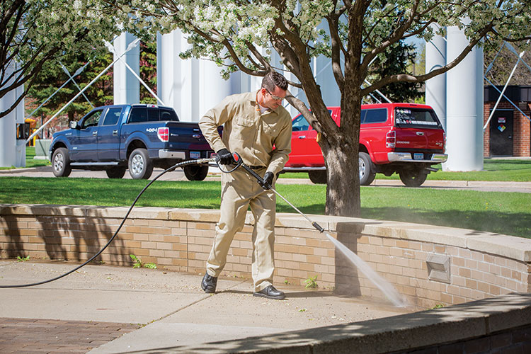 T20 Industrial Ride-on Floor Scrubber-Dryer T20 Industrial Ride-on Floor Scrubber-Dryer