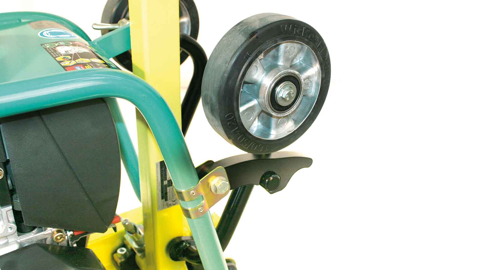 vibratory-plate-apr-3020_freigestellt_4_detail APR 3020 Reversible Vibrator Plate